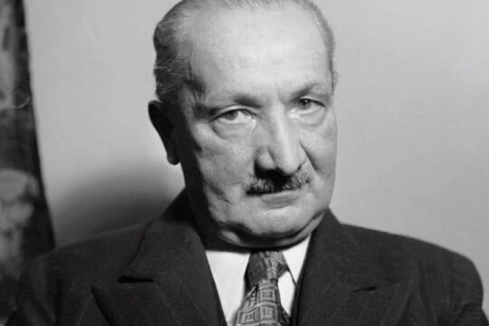 The Philosophy of Heidegger: Being, Reason and Truth
